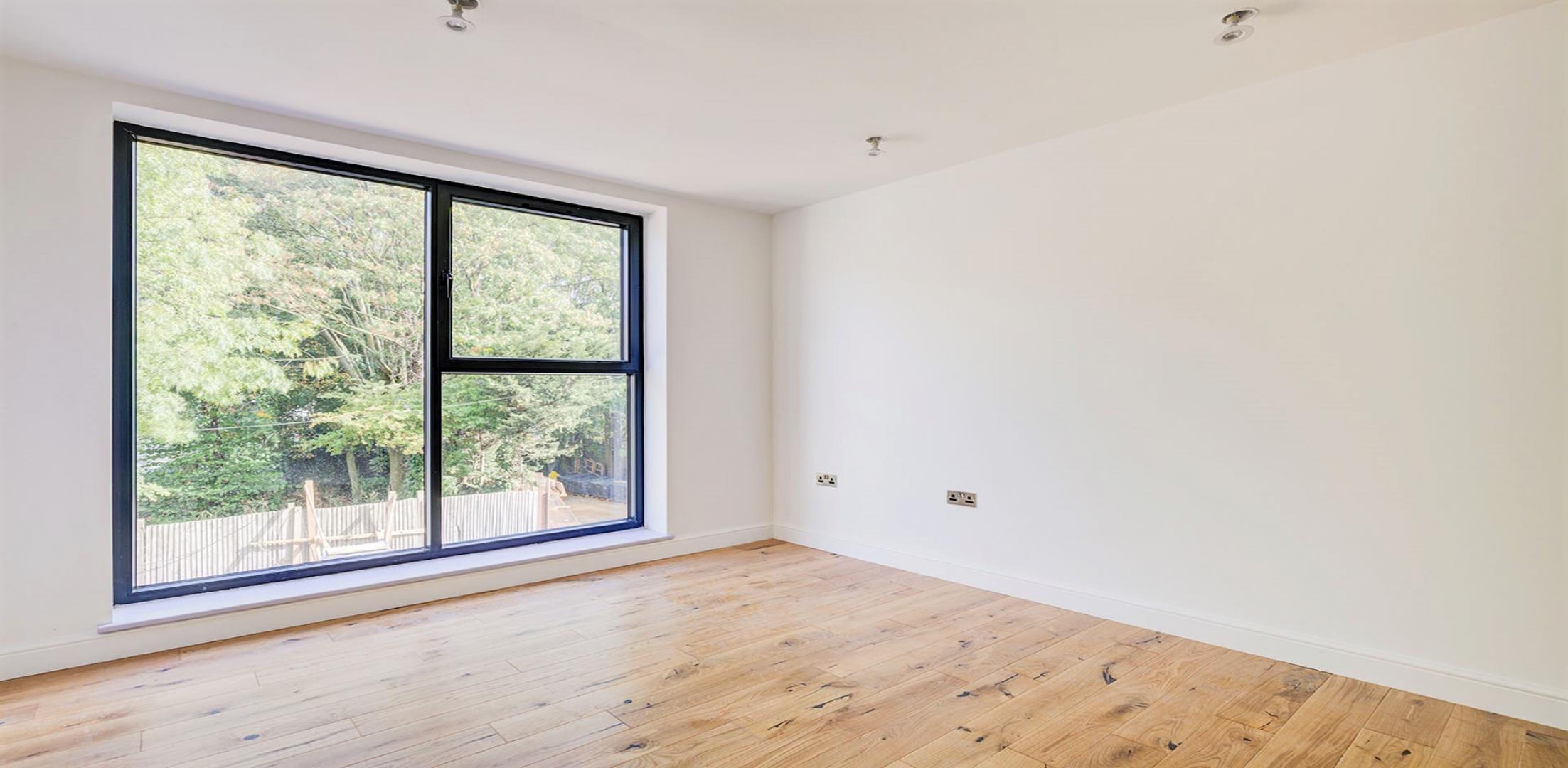 			1 Bedroom, 1 bath, 1 reception Apartment			 Dignam Close , CRICKLEWOOD